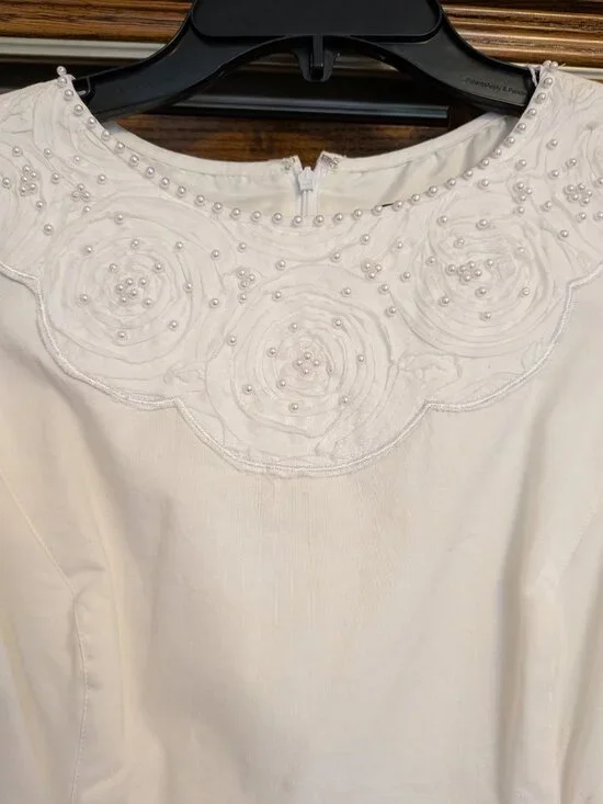 White Adrianna Papell Dress. Size 8. - Picture 2 of 5